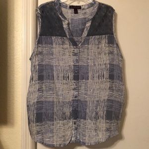 🎉 5/$35 Button down blouse